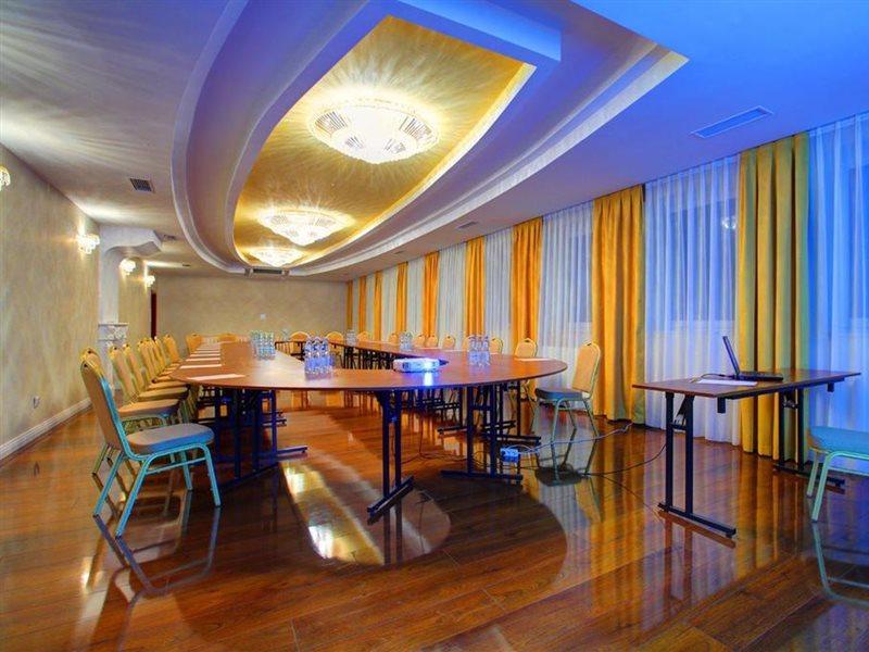 Hotel Holiday Park Βαρσοβία Εξωτερικό φωτογραφία