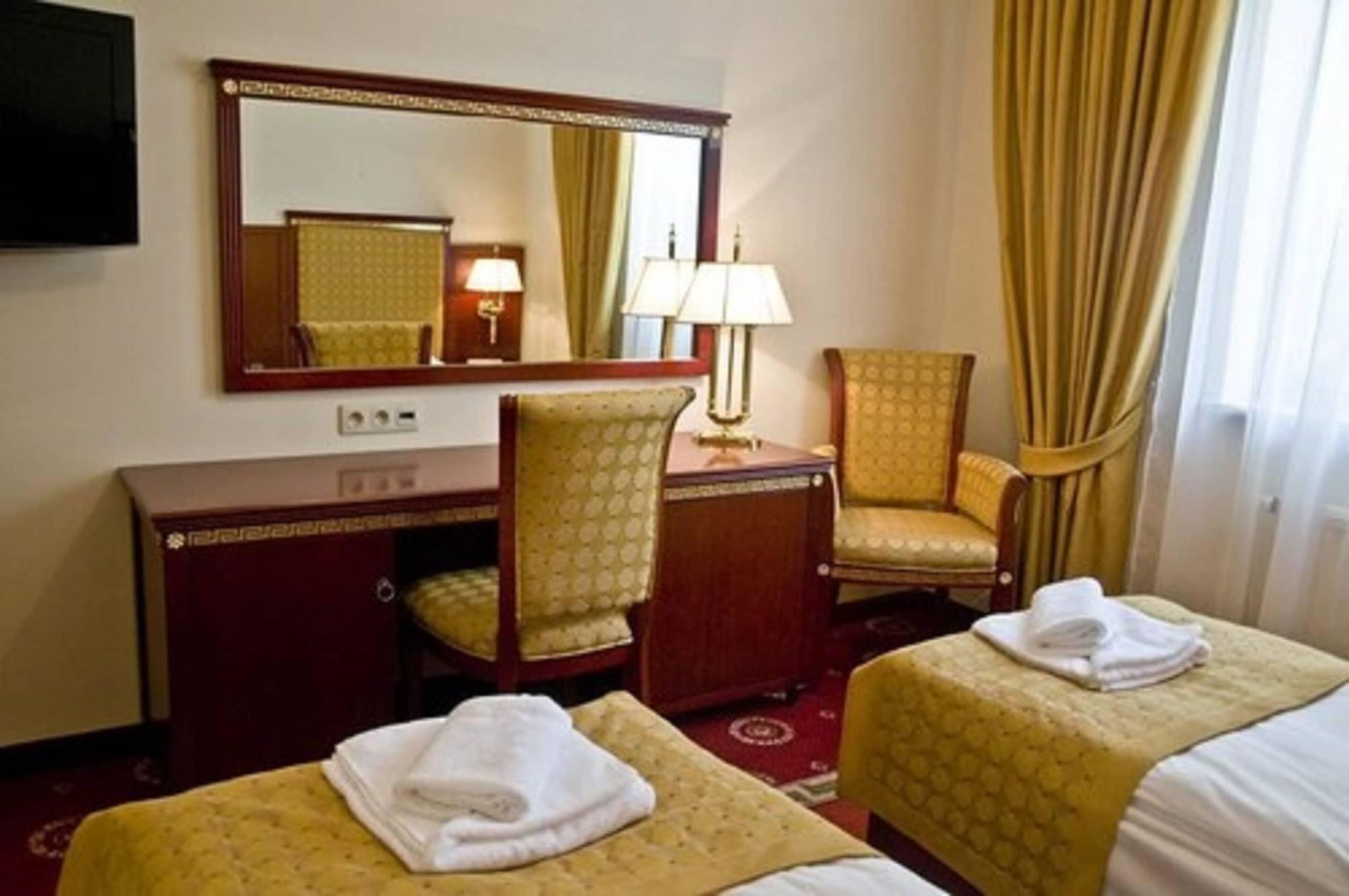 Hotel Holiday Park Βαρσοβία Εξωτερικό φωτογραφία