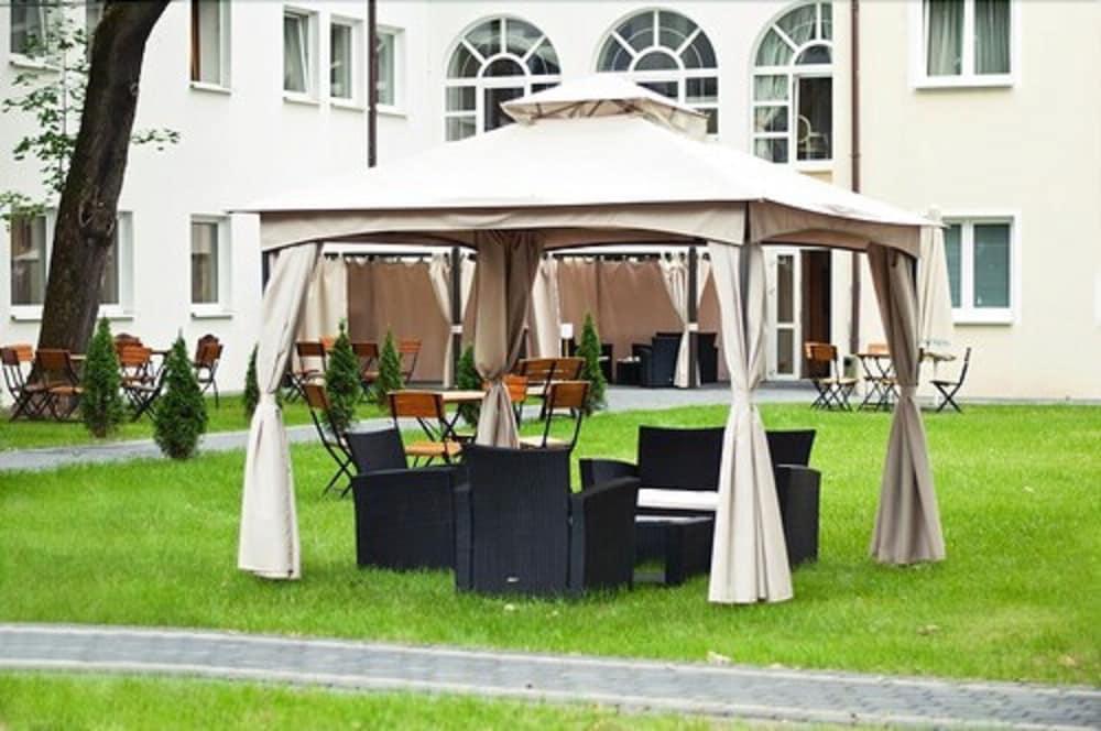 Hotel Holiday Park Βαρσοβία Εξωτερικό φωτογραφία