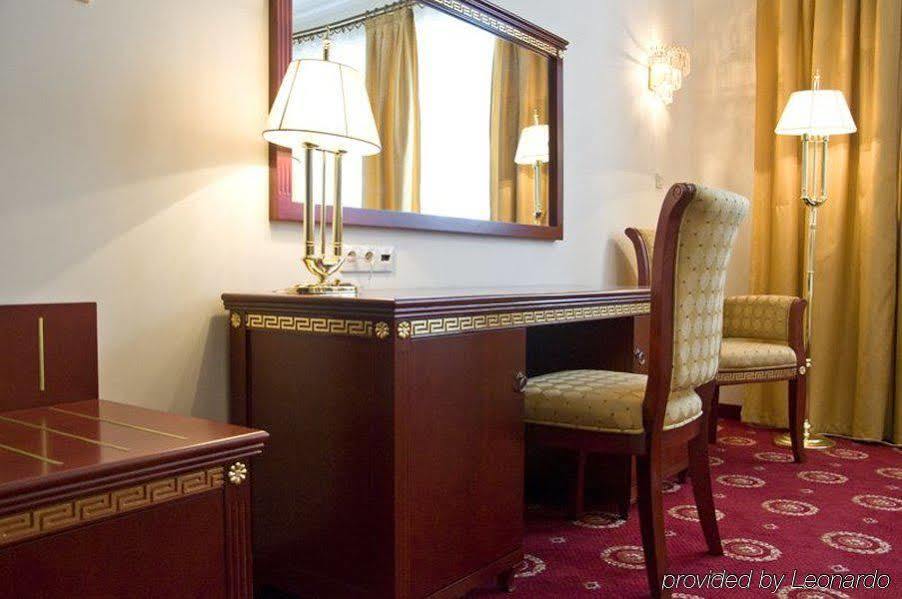 Hotel Holiday Park Βαρσοβία Δωμάτιο φωτογραφία