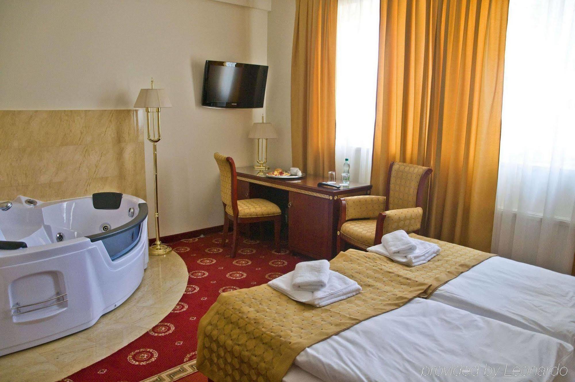 Hotel Holiday Park Βαρσοβία Δωμάτιο φωτογραφία