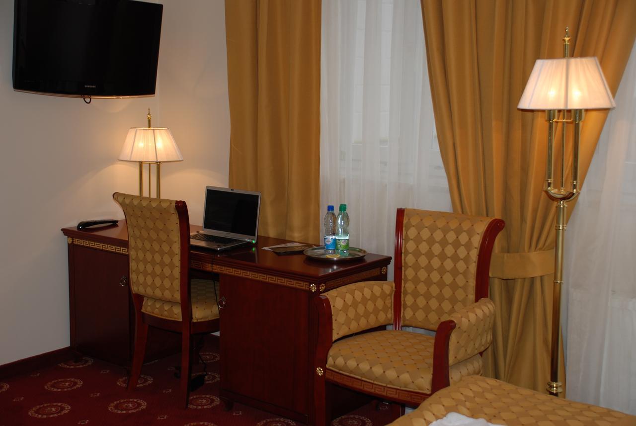 Hotel Holiday Park Βαρσοβία Δωμάτιο φωτογραφία